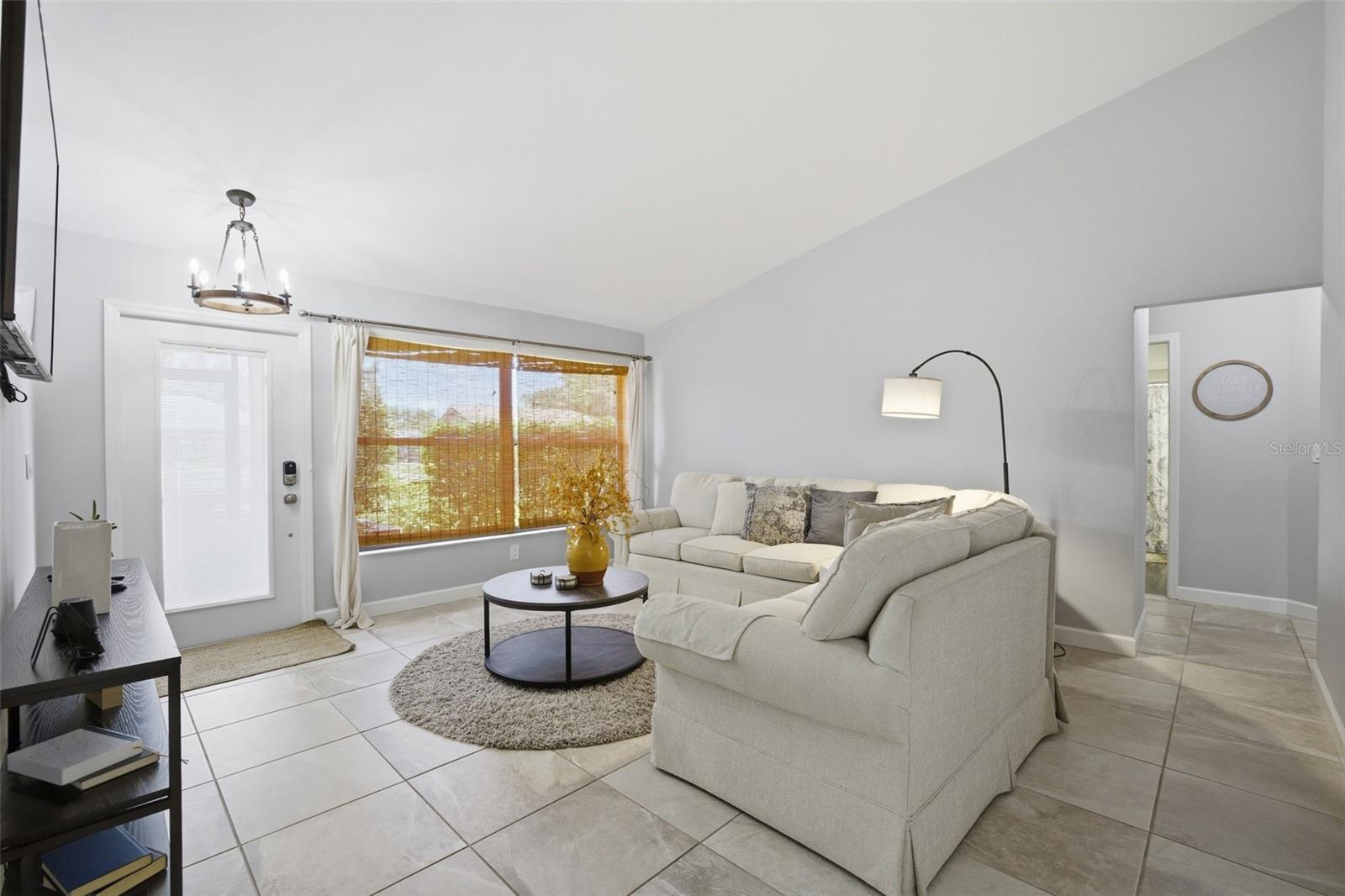 6856 Fairview Street, FL