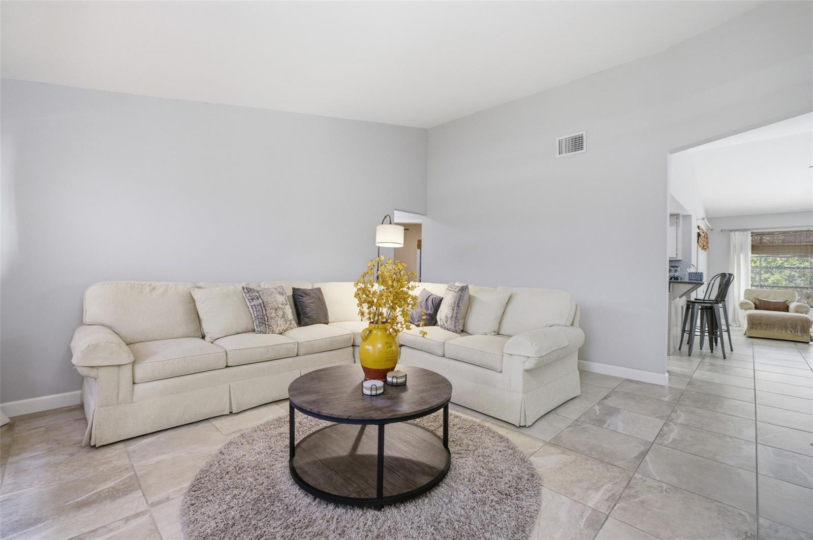 6856 Fairview Street, FL