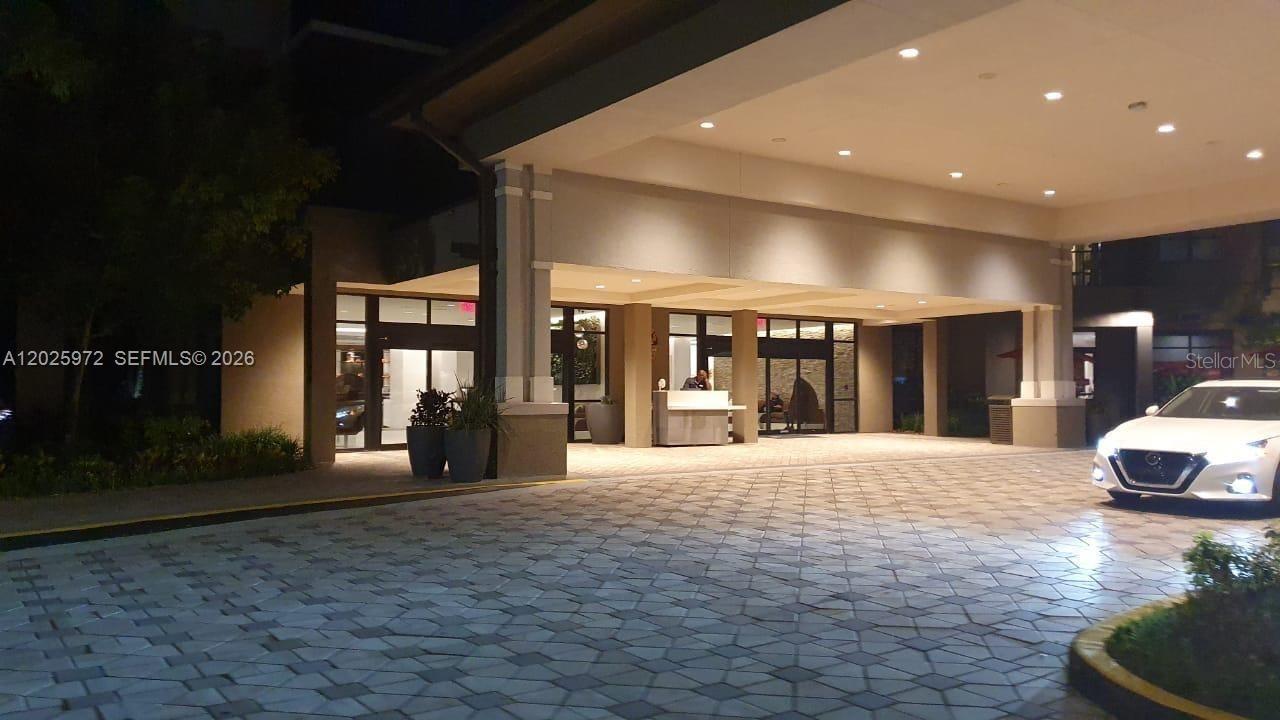 14501 Grove Resort Avenue, FL
