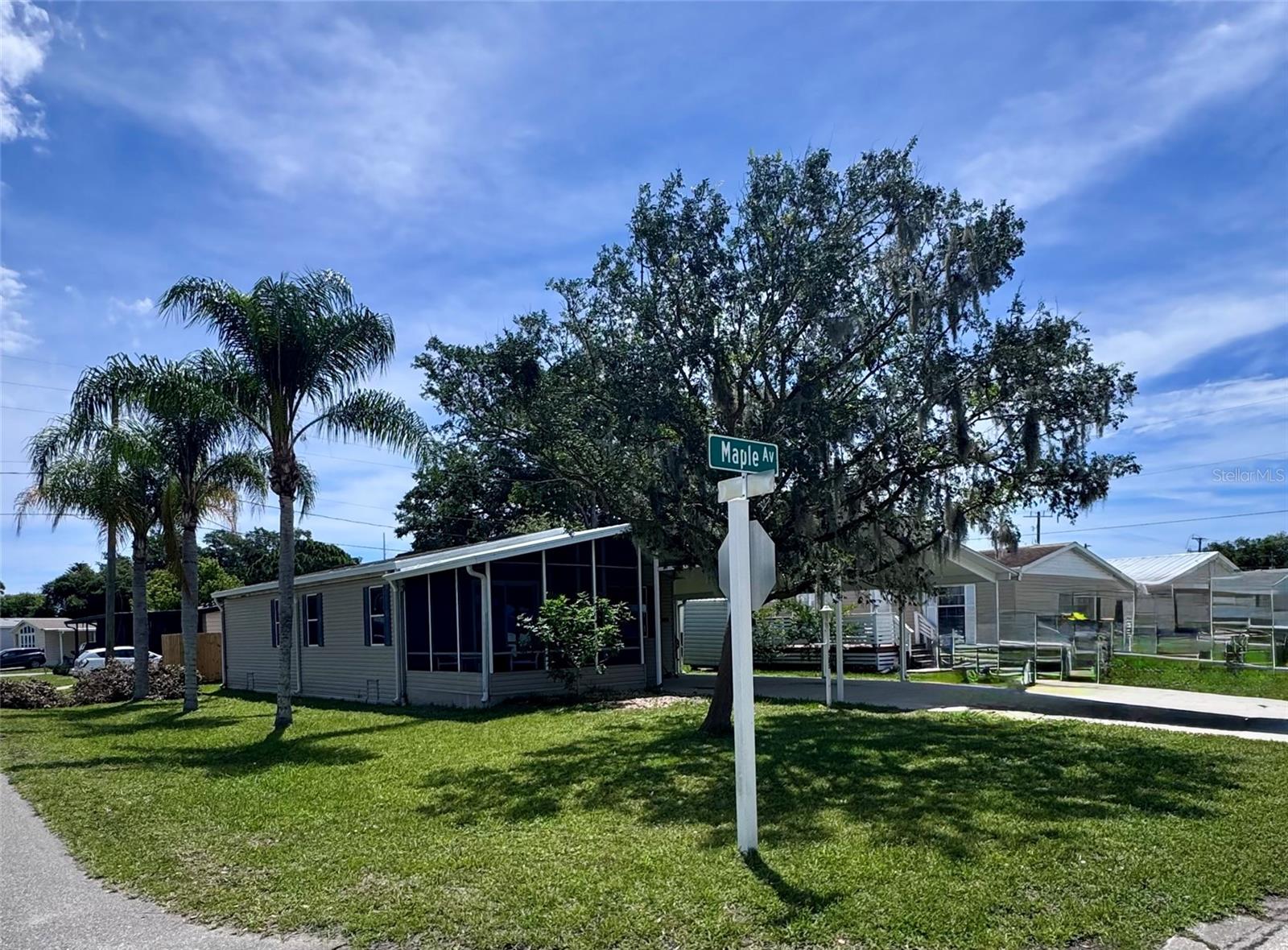 4385 Maple Avenue, FL