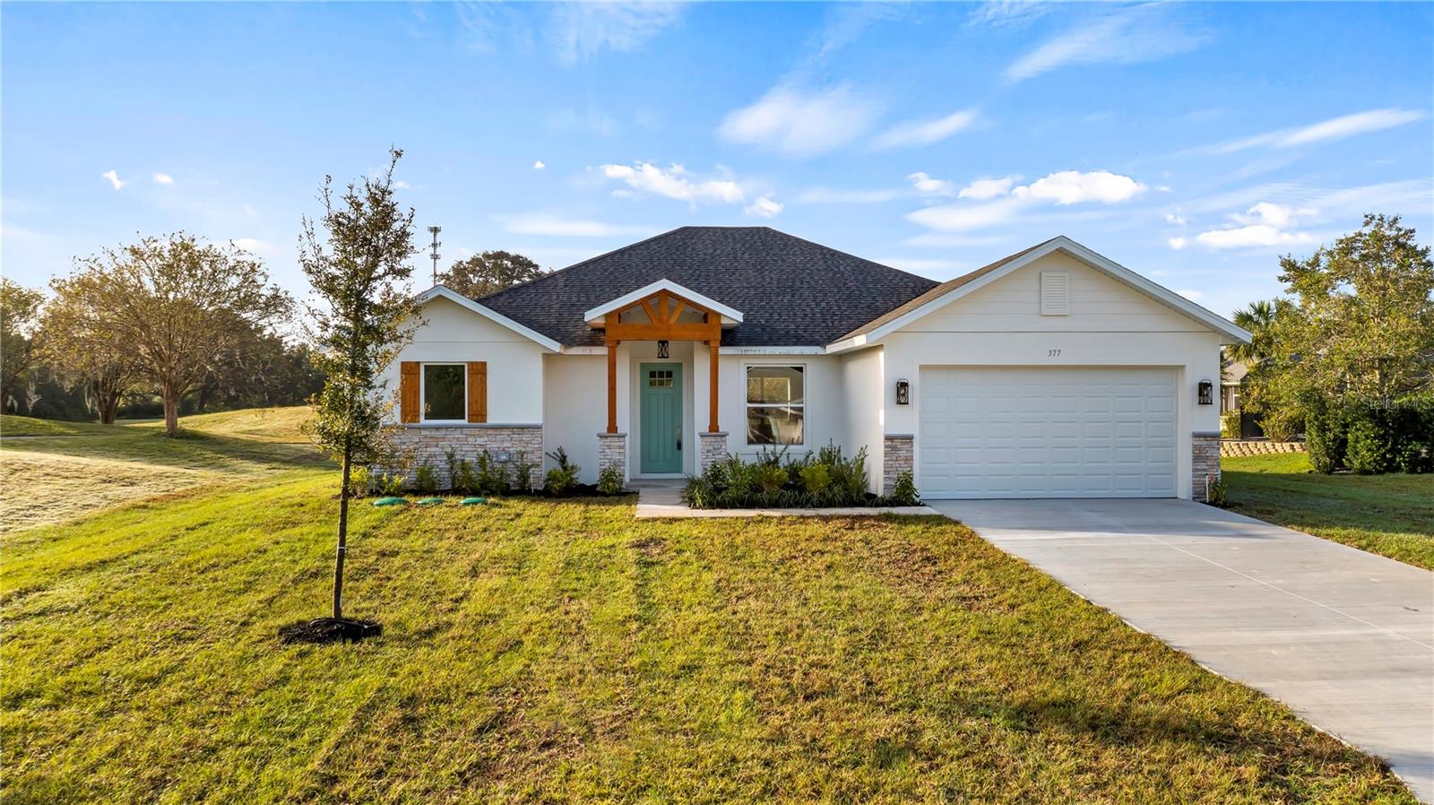 577 Dowling Circle, FL