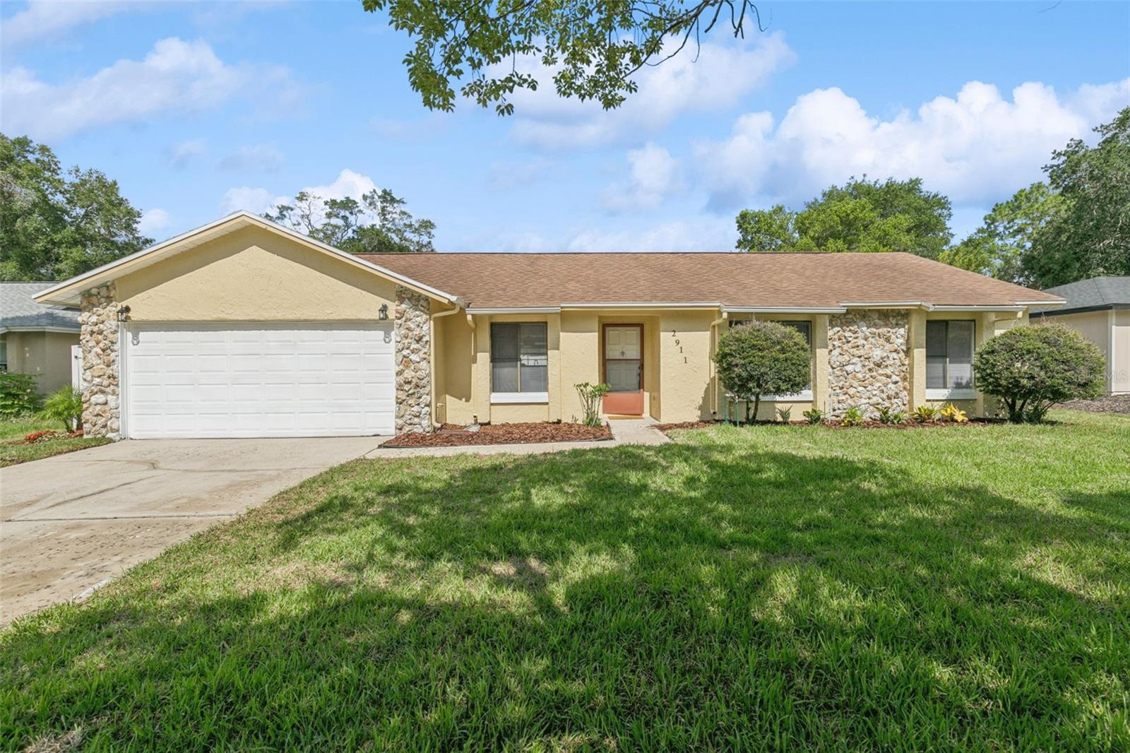 2911 Autumnwood Trail, FL