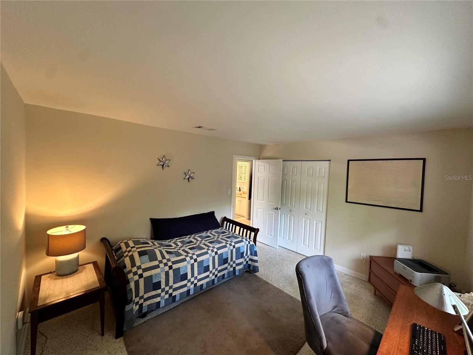 1000 39th Drive, FL