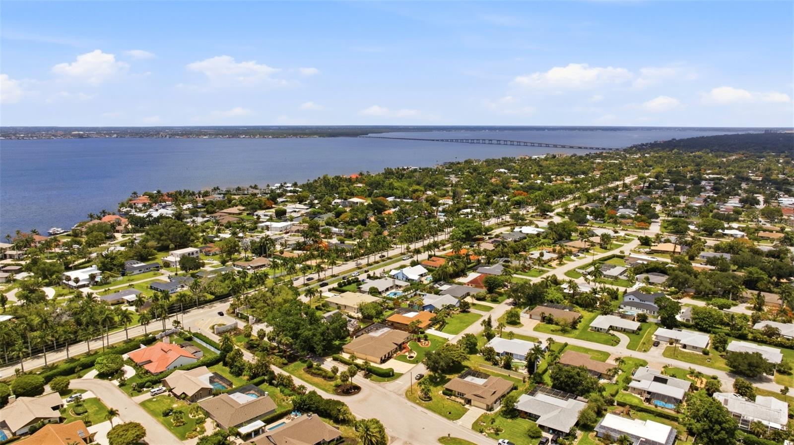 1335 Whiskey Creek Drive, FL