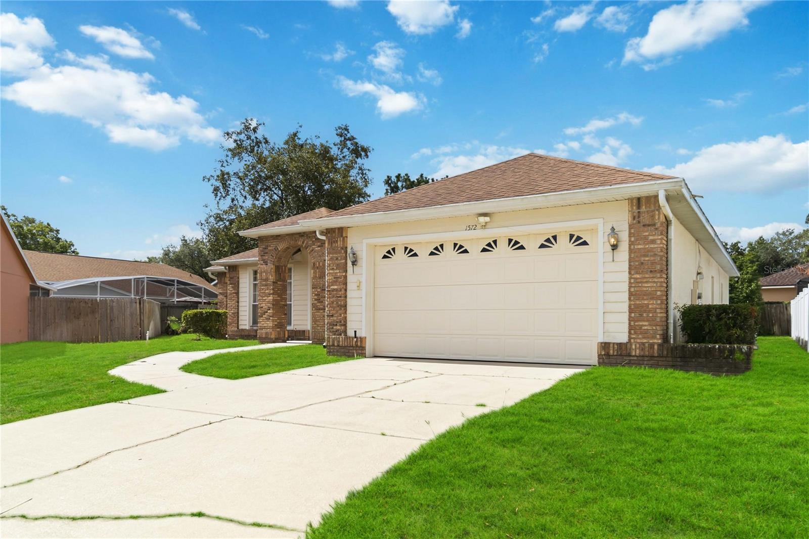 1572 Hunters Stand Run, FL