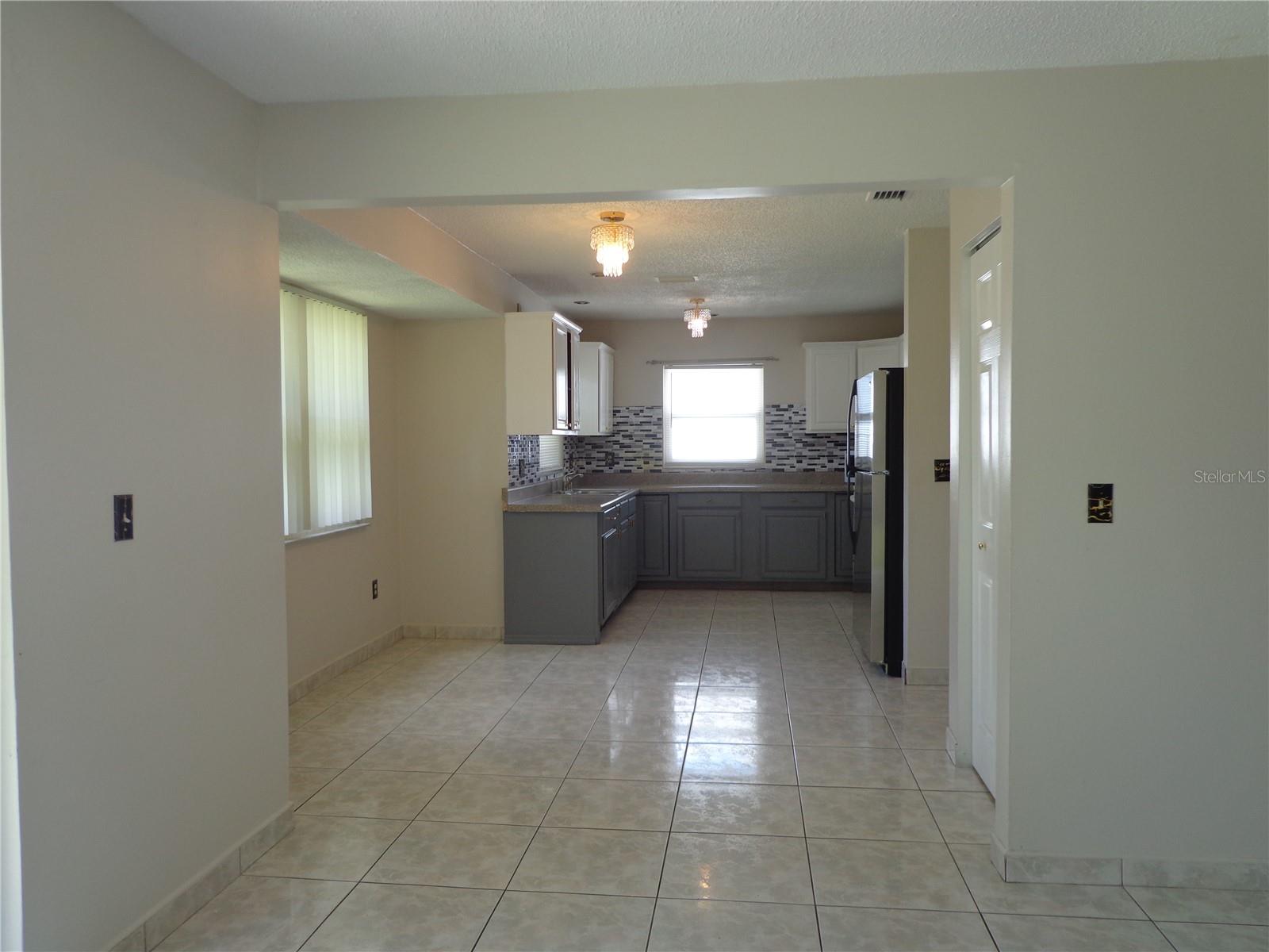 721 Regent Circle, FL