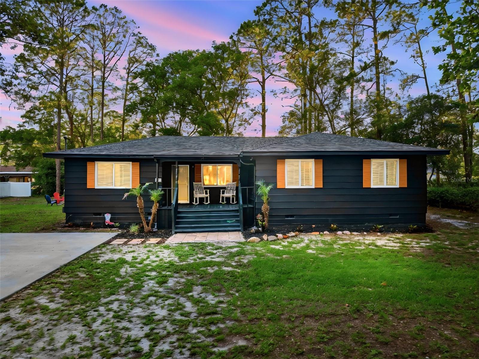 332 Shadydale Court, FL