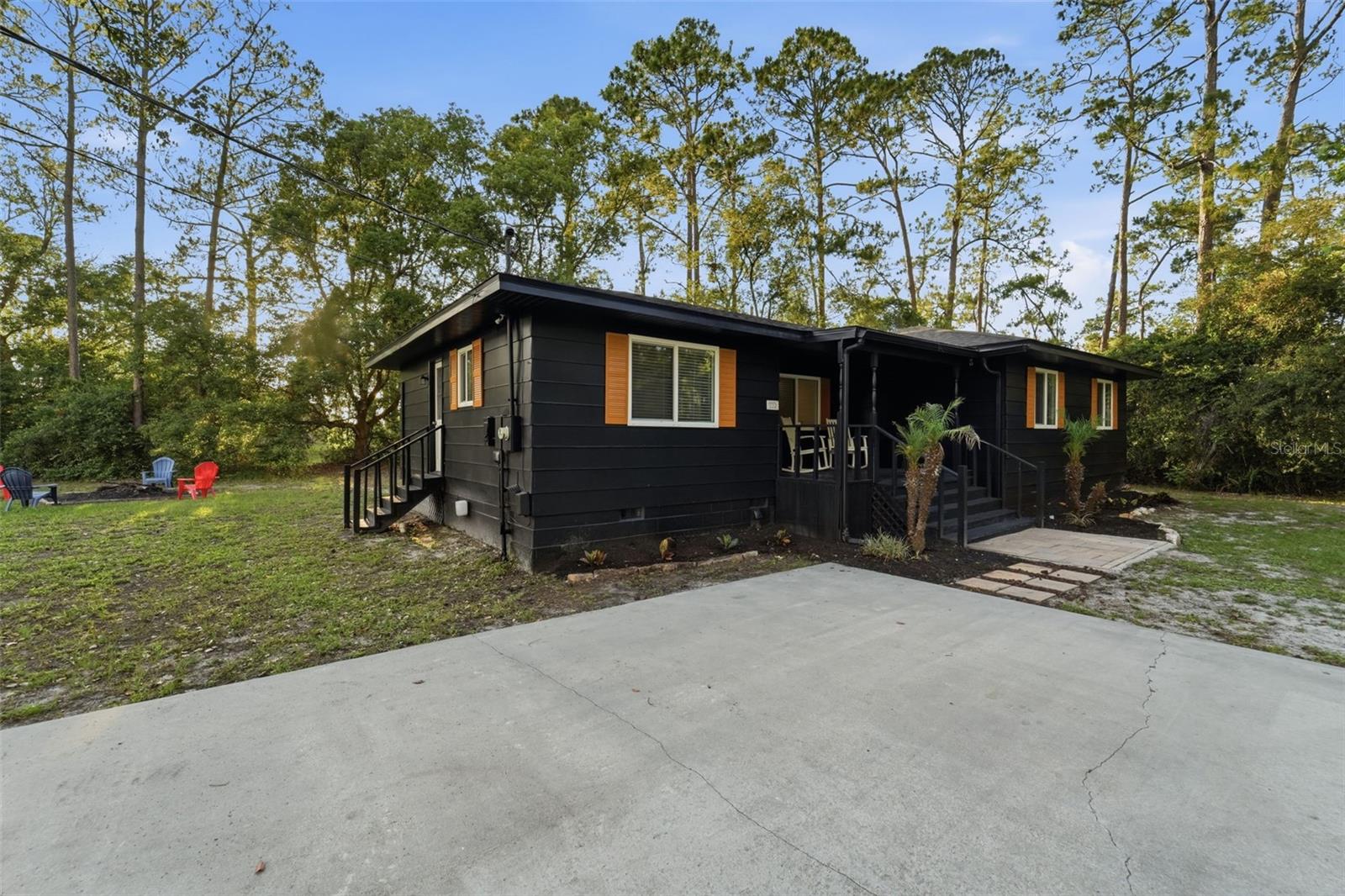 332 Shadydale Court, FL