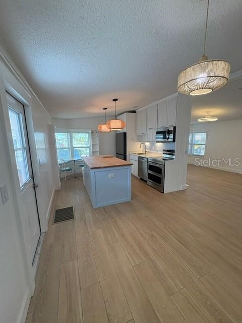 1 Pelican Drive, FL