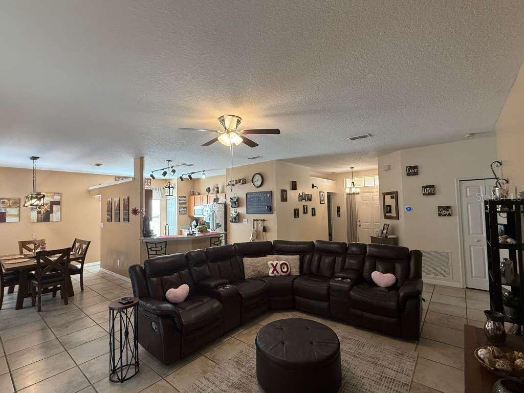 1166 Dekleva Drive, FL