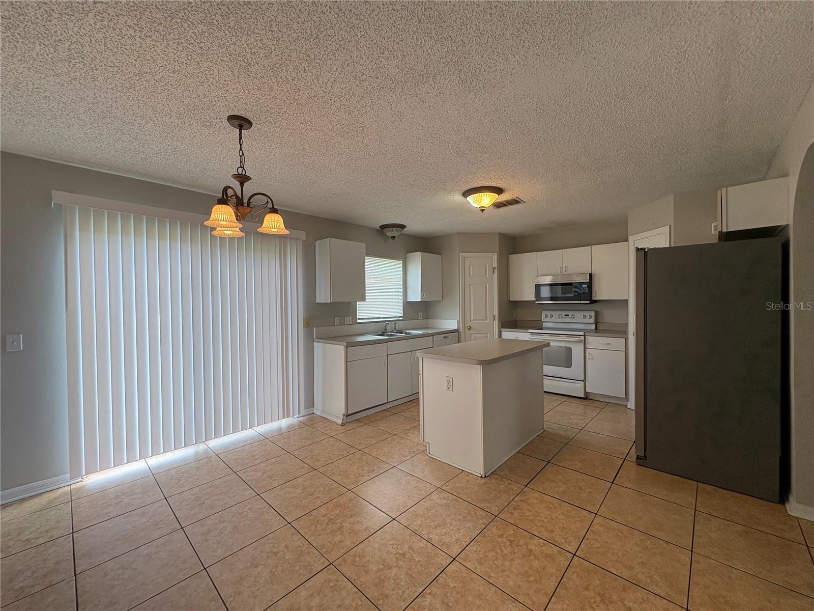 121 Carmel Bay Drive, FL
