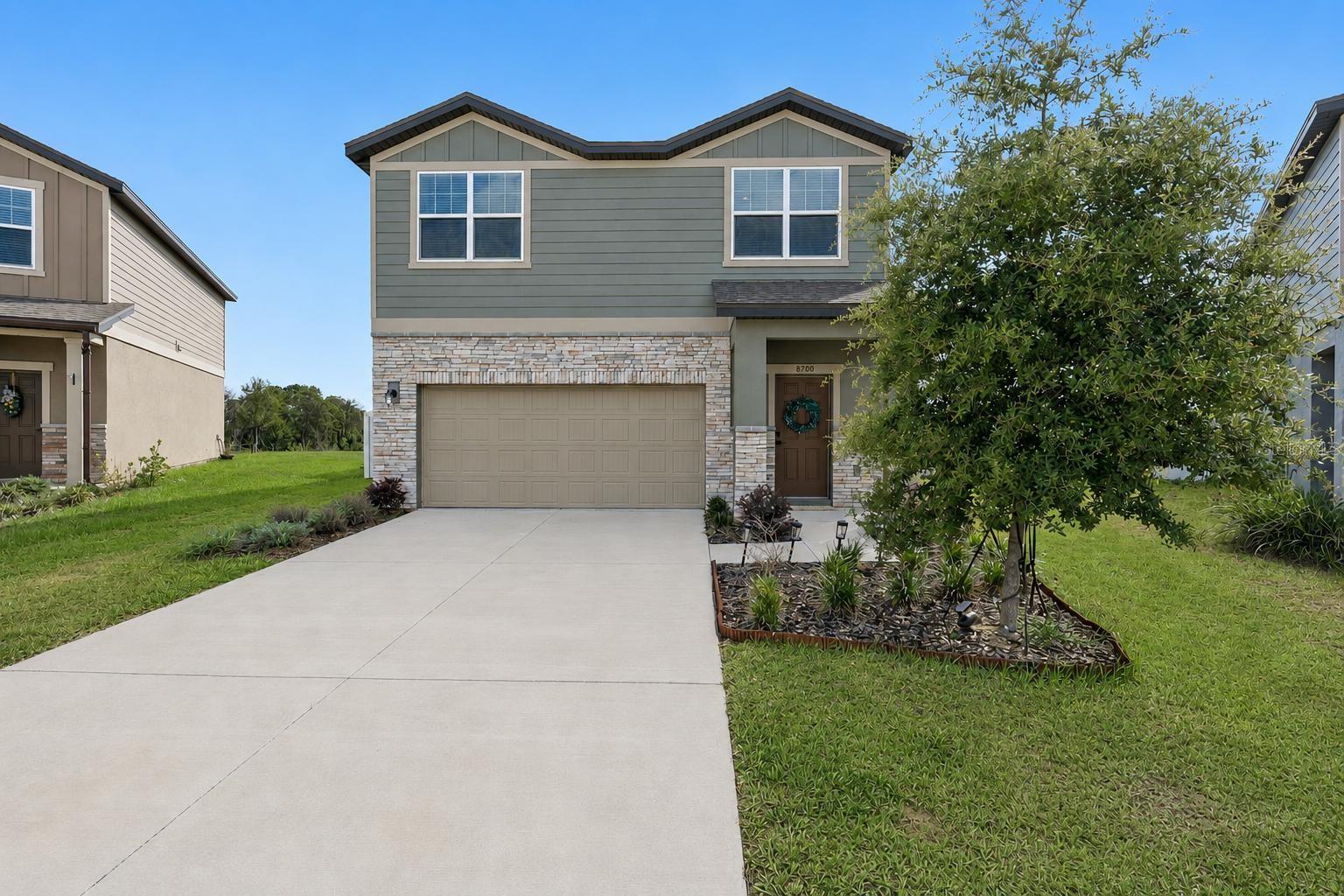 8700 Sportsman Loop, FL