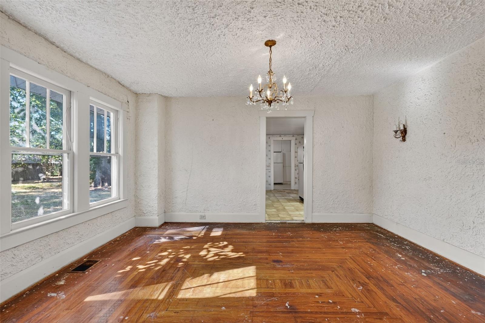 5806 Cherokee Avenue, FL