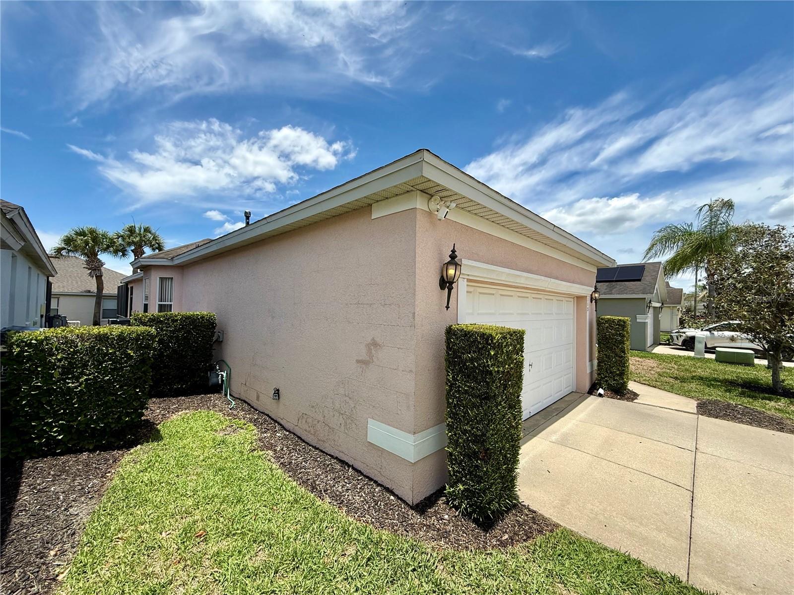 113 Plumoso Loop, FL