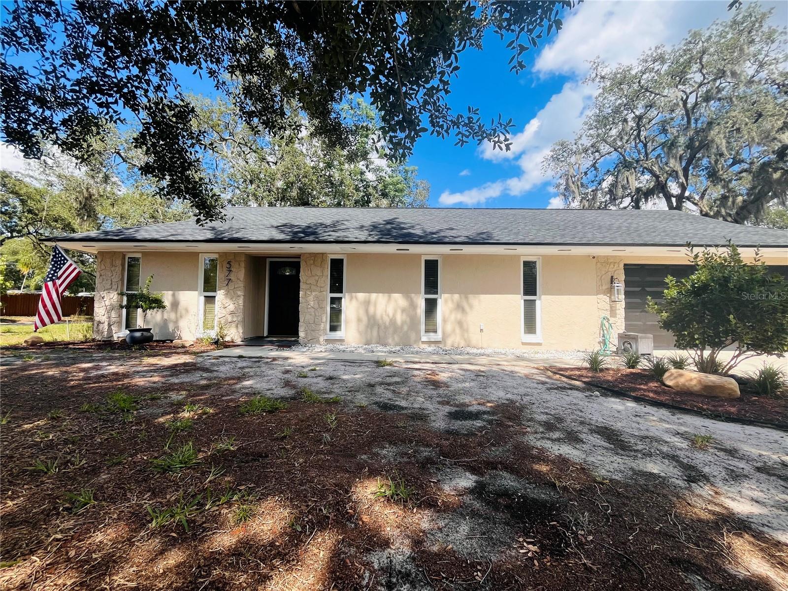 577 Walden Court, FL