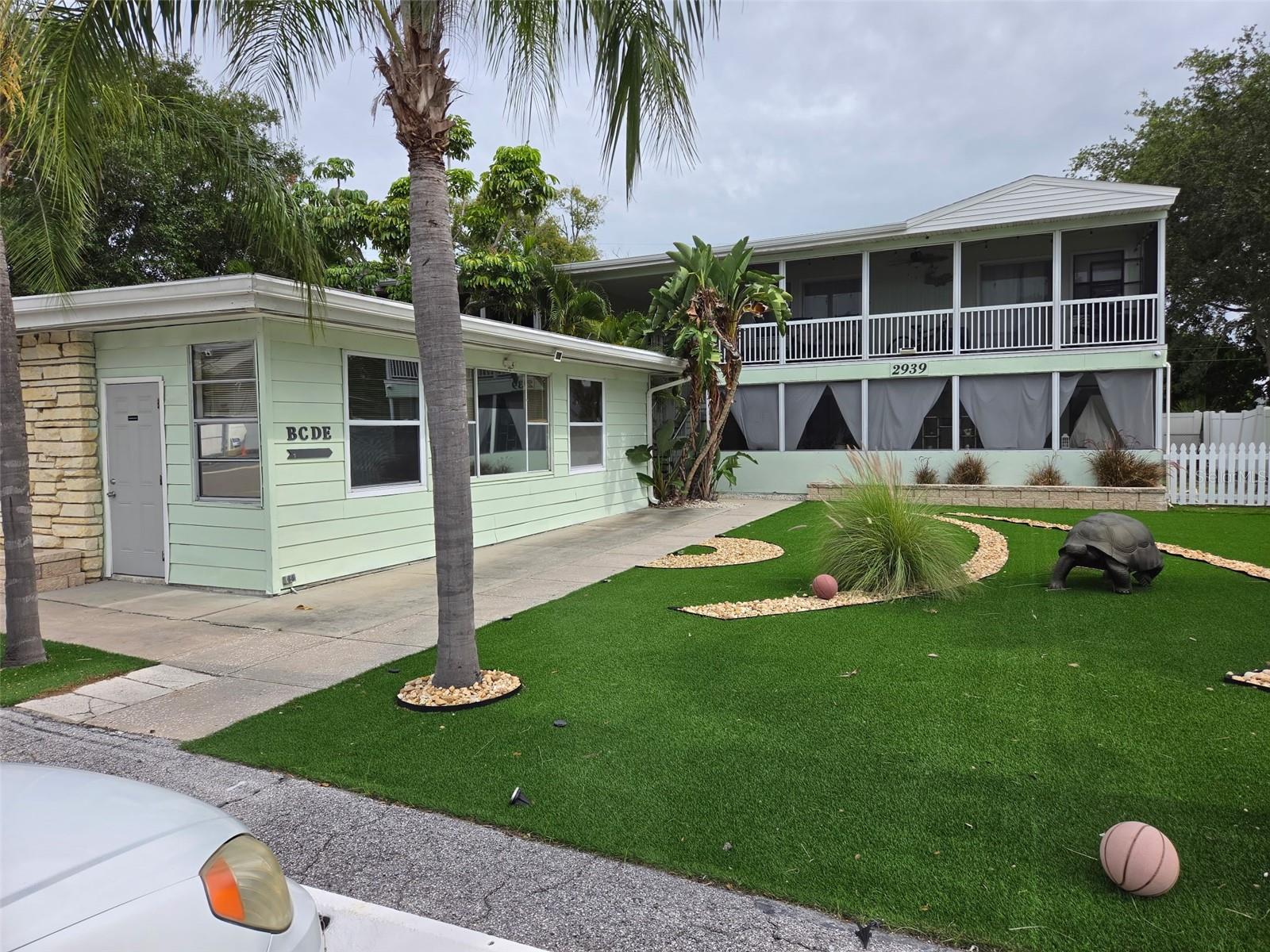 2939 Los Altos Drive, FL