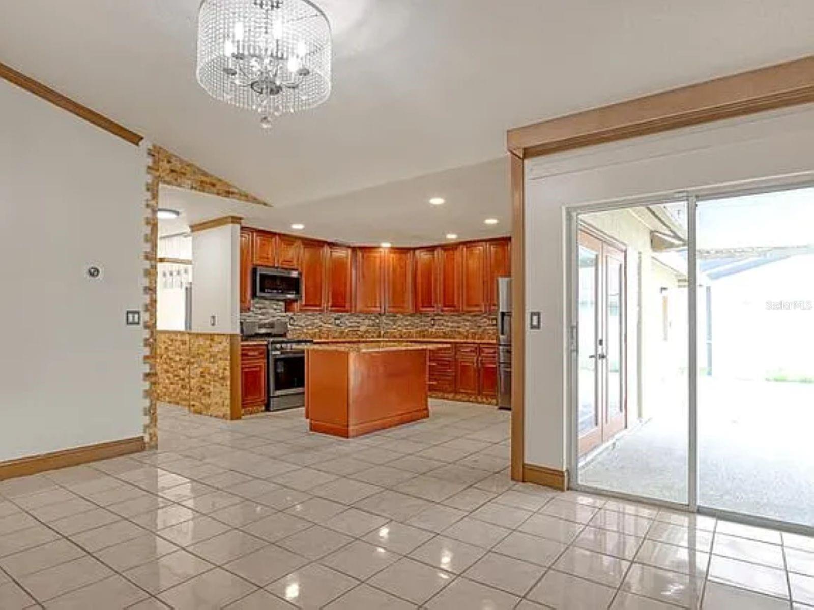 1210 Robert Ridge Court, FL