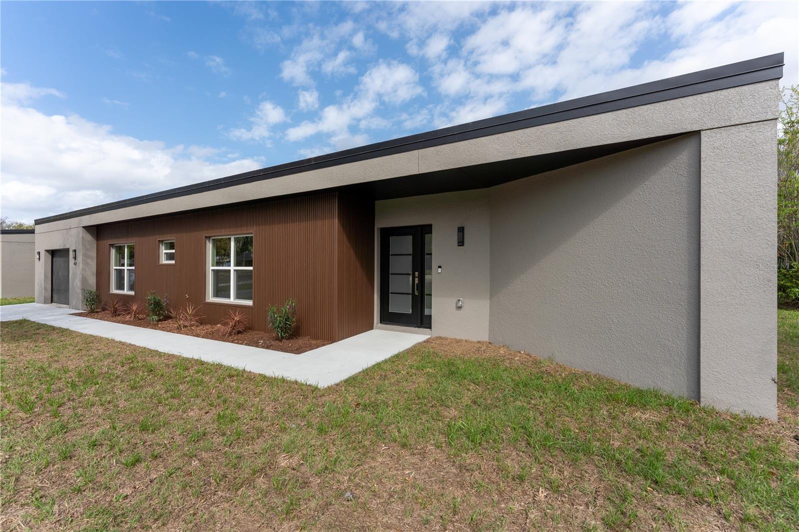 457 Riverview Avenue, FL