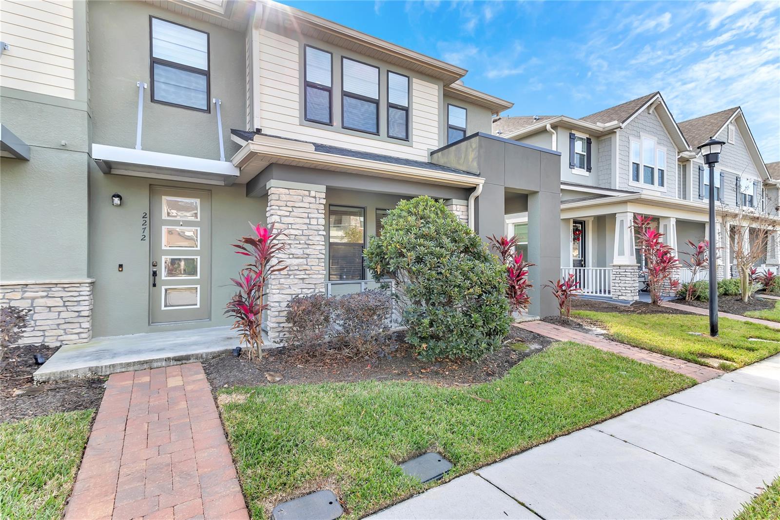 2274 Centerra Loop, FL