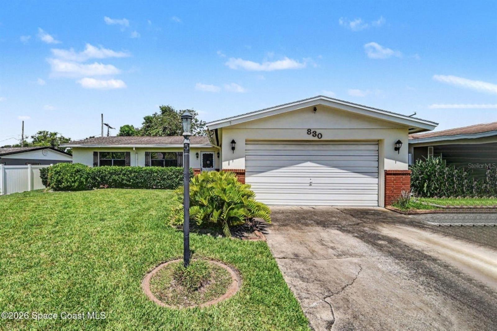 830 Hillcrest Avenue, FL