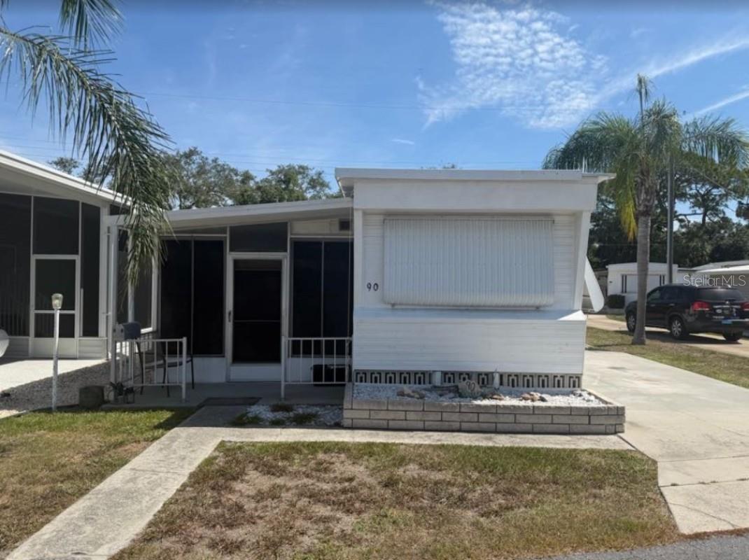 90 Southwinds Drive, FL