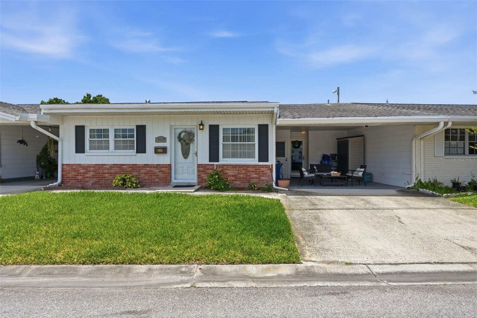 9920 Daffodil, FL