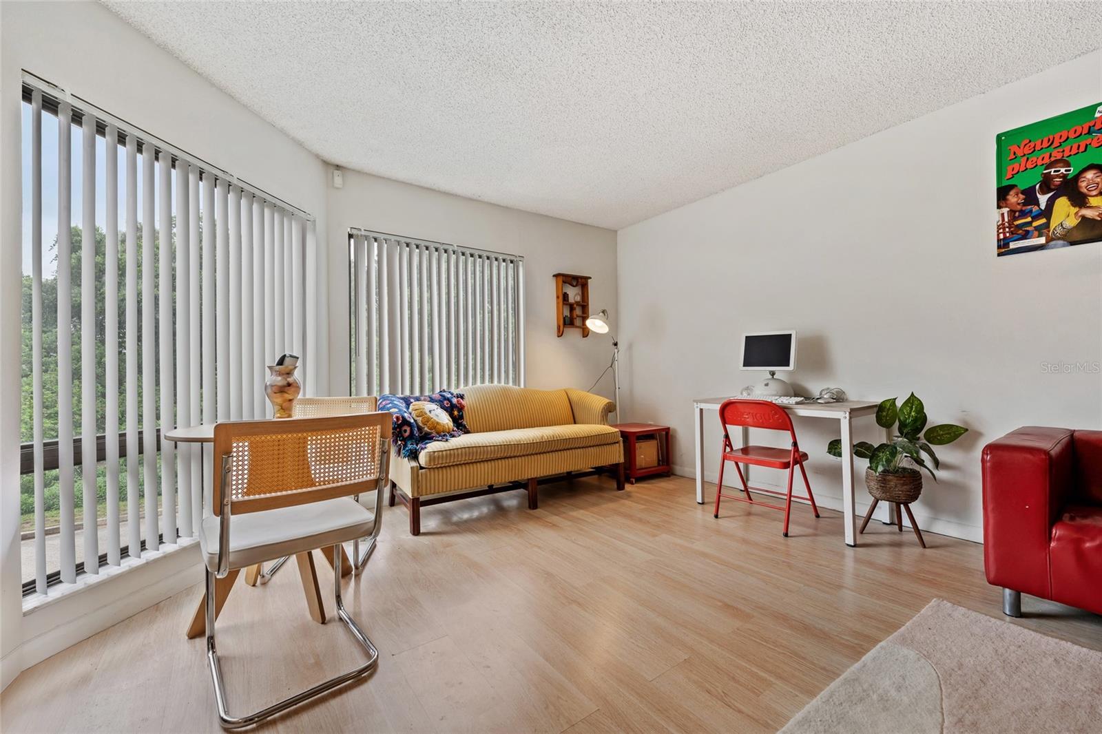 4312 Lakeway Drive, FL