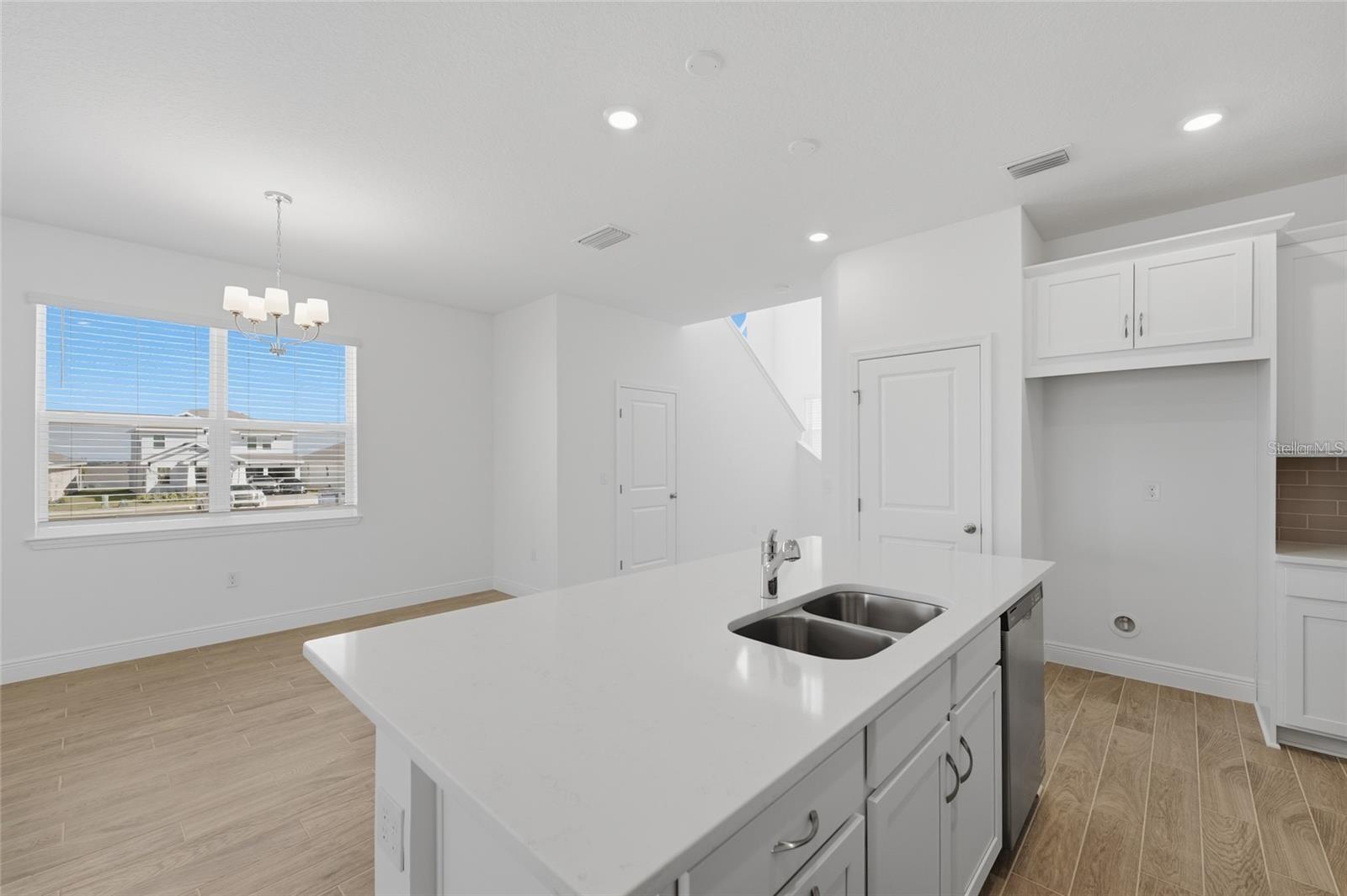 2100 Maverick Court, FL