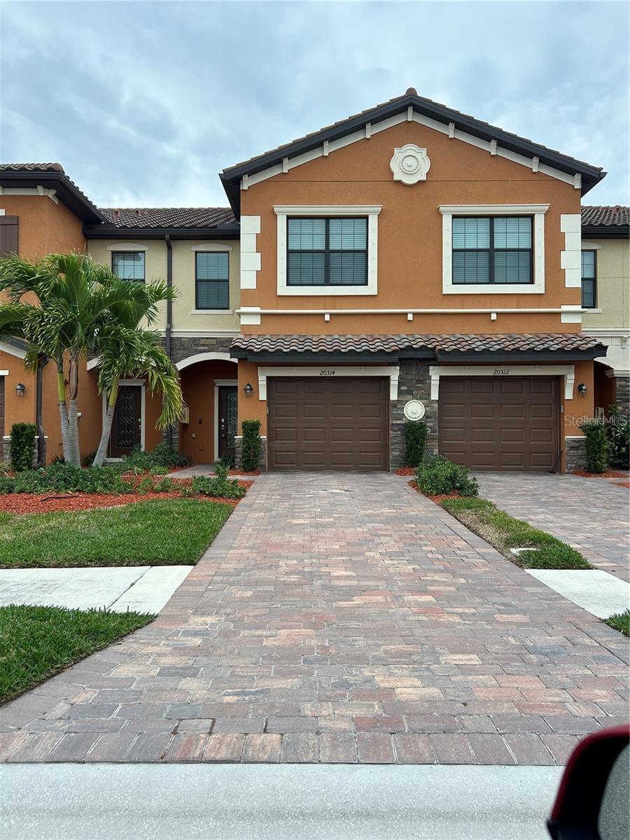 20314 Lagente Circle, FL