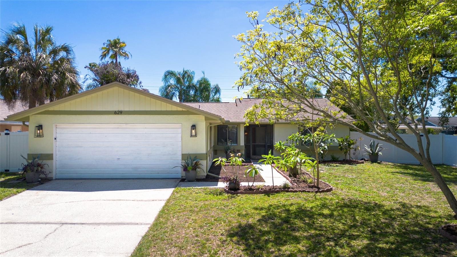 629 Bay Lake Trail, FL