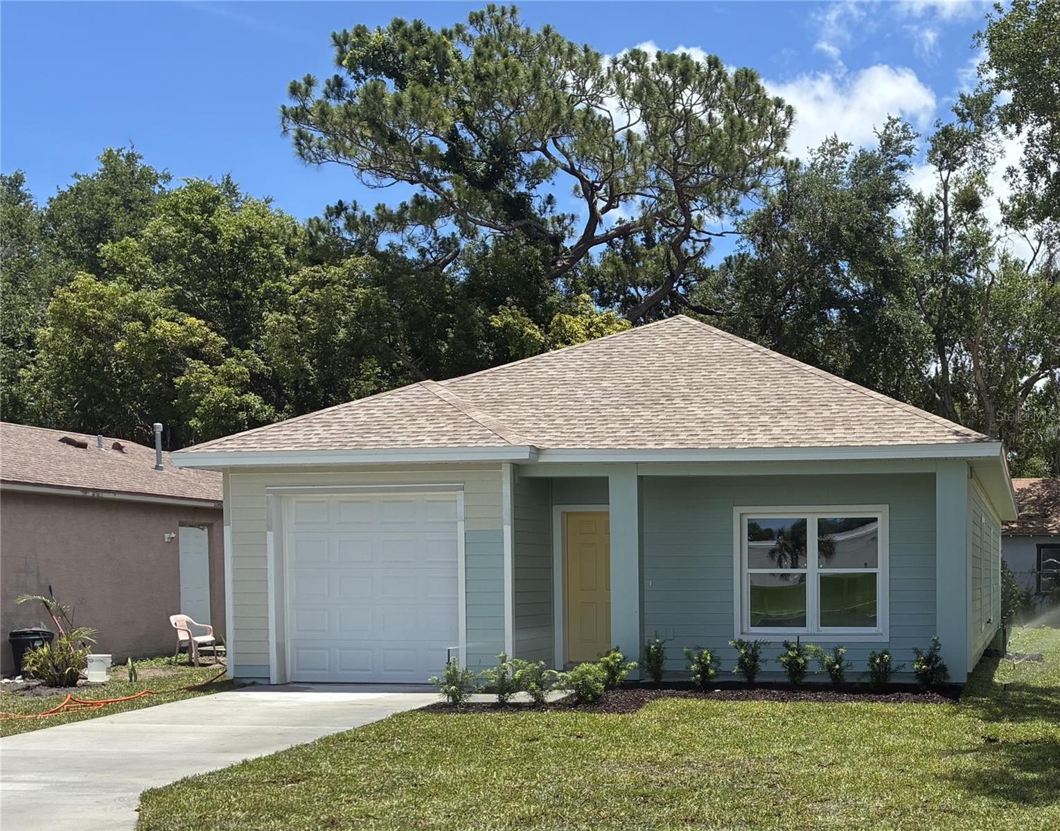 554 Ronnoc Lane, FL