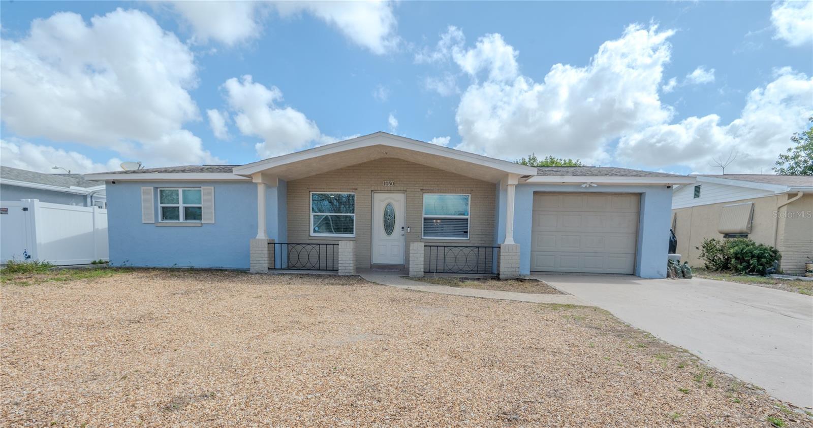 1050 Deal Lane, FL