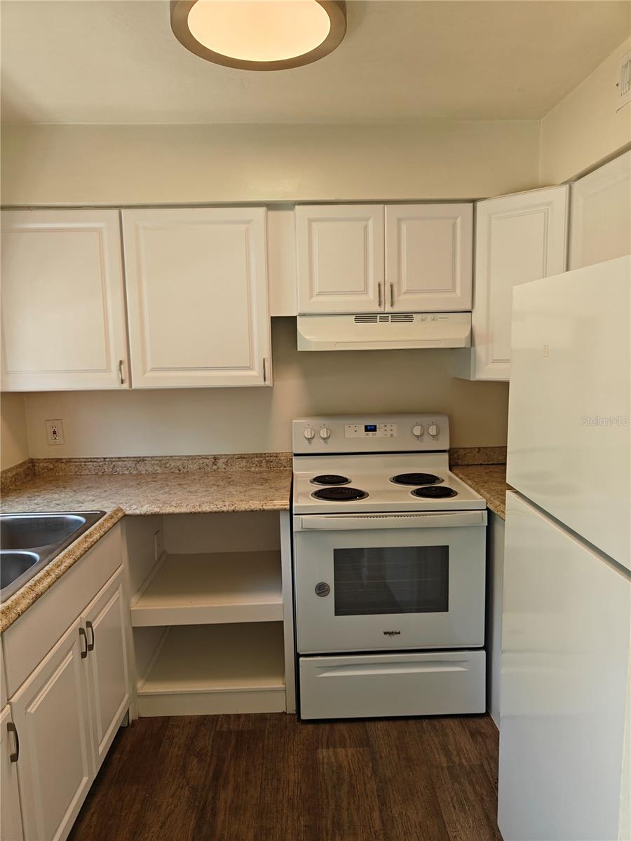 724 68th Terrace, FL