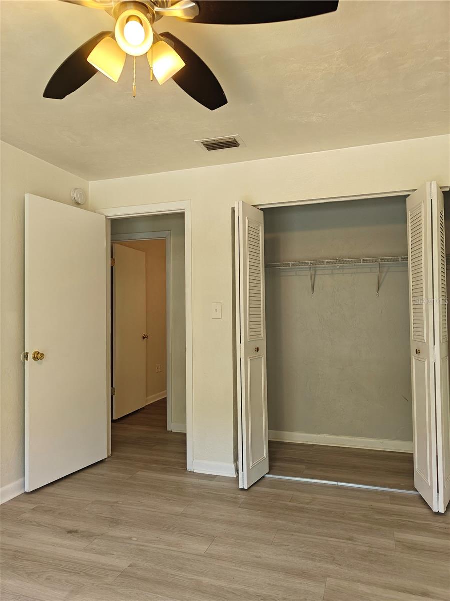 724 68th Terrace, FL