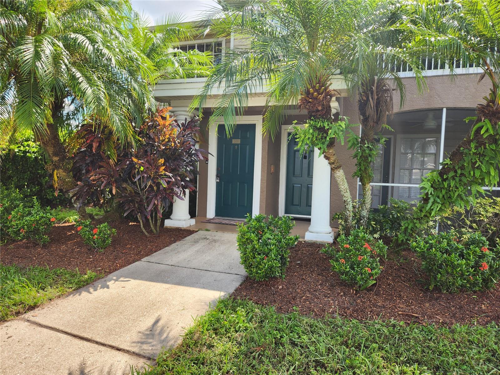 8933 Manor Loop, FL