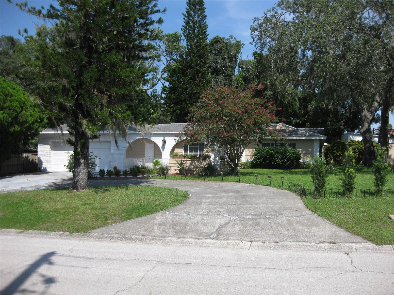 7026 Lenape Circle, FL