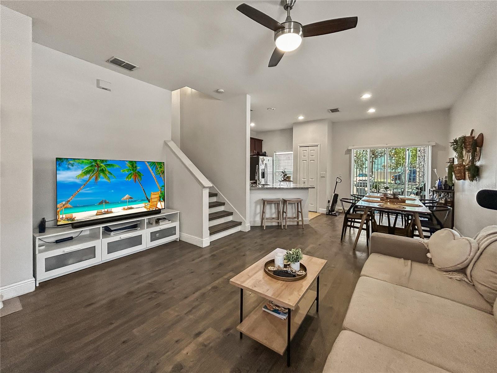 2048 Schuller Way, FL