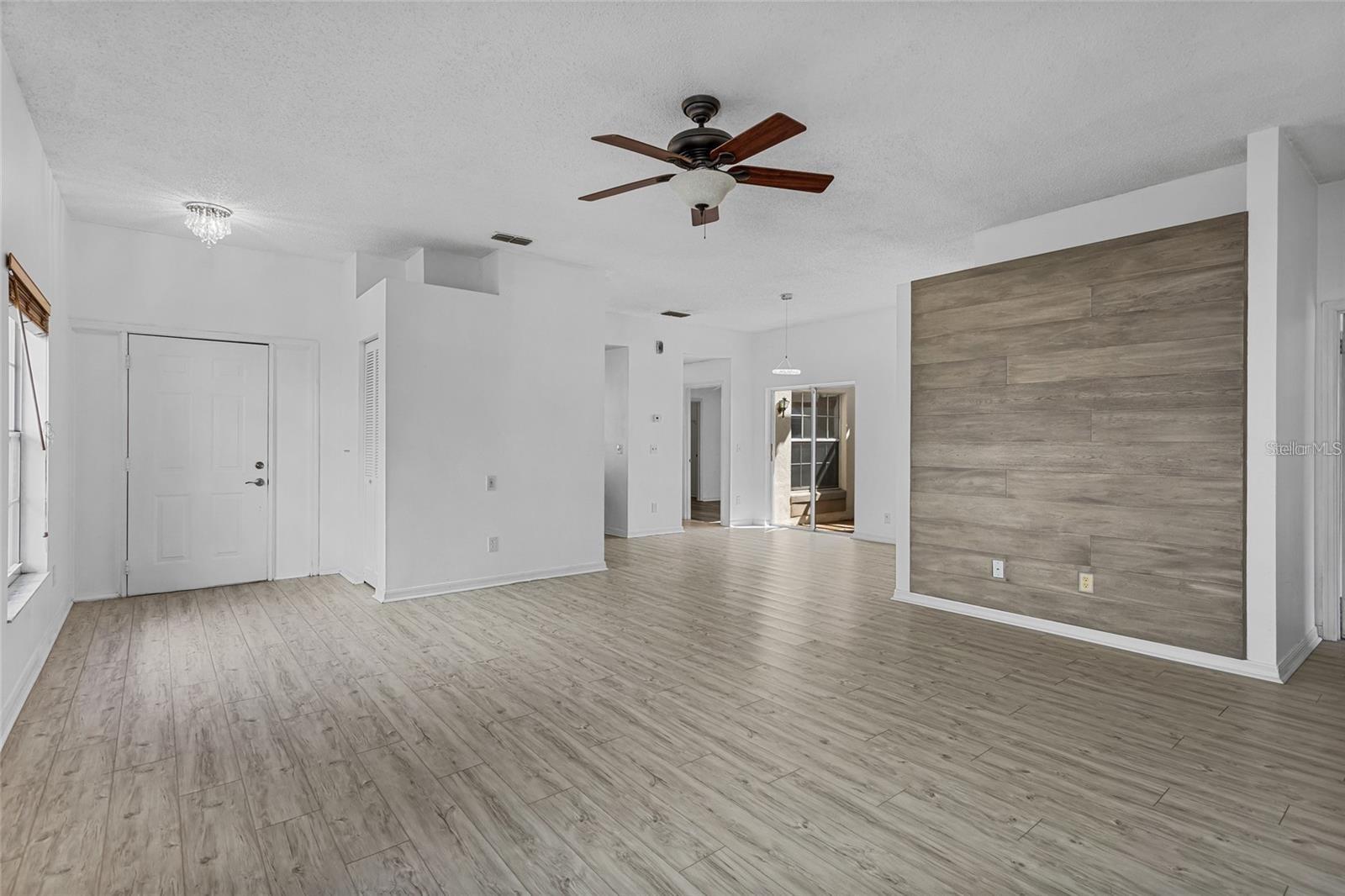 5673 Parkview Lake Drive, FL