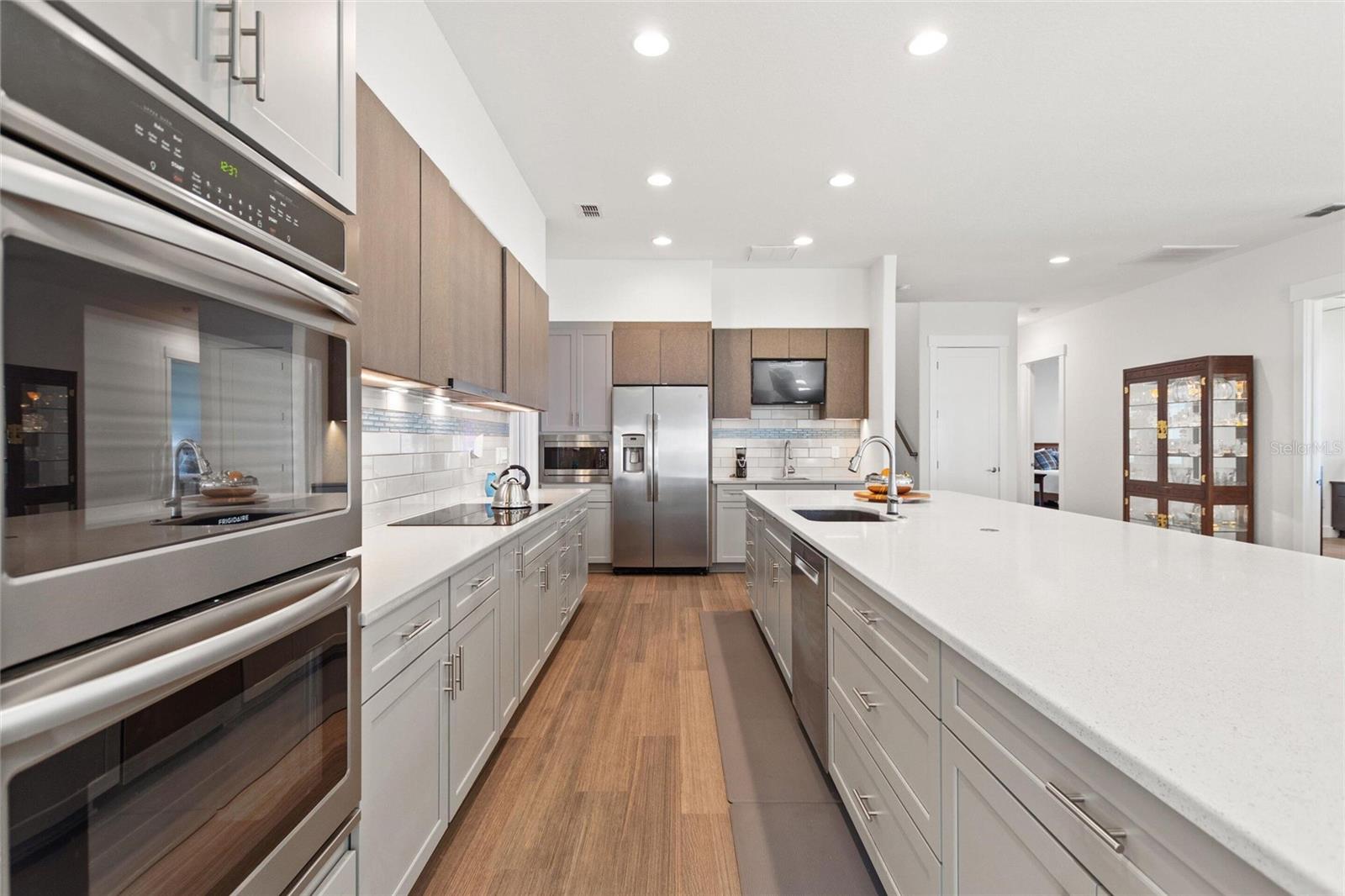 381 Nolane Lane, FL