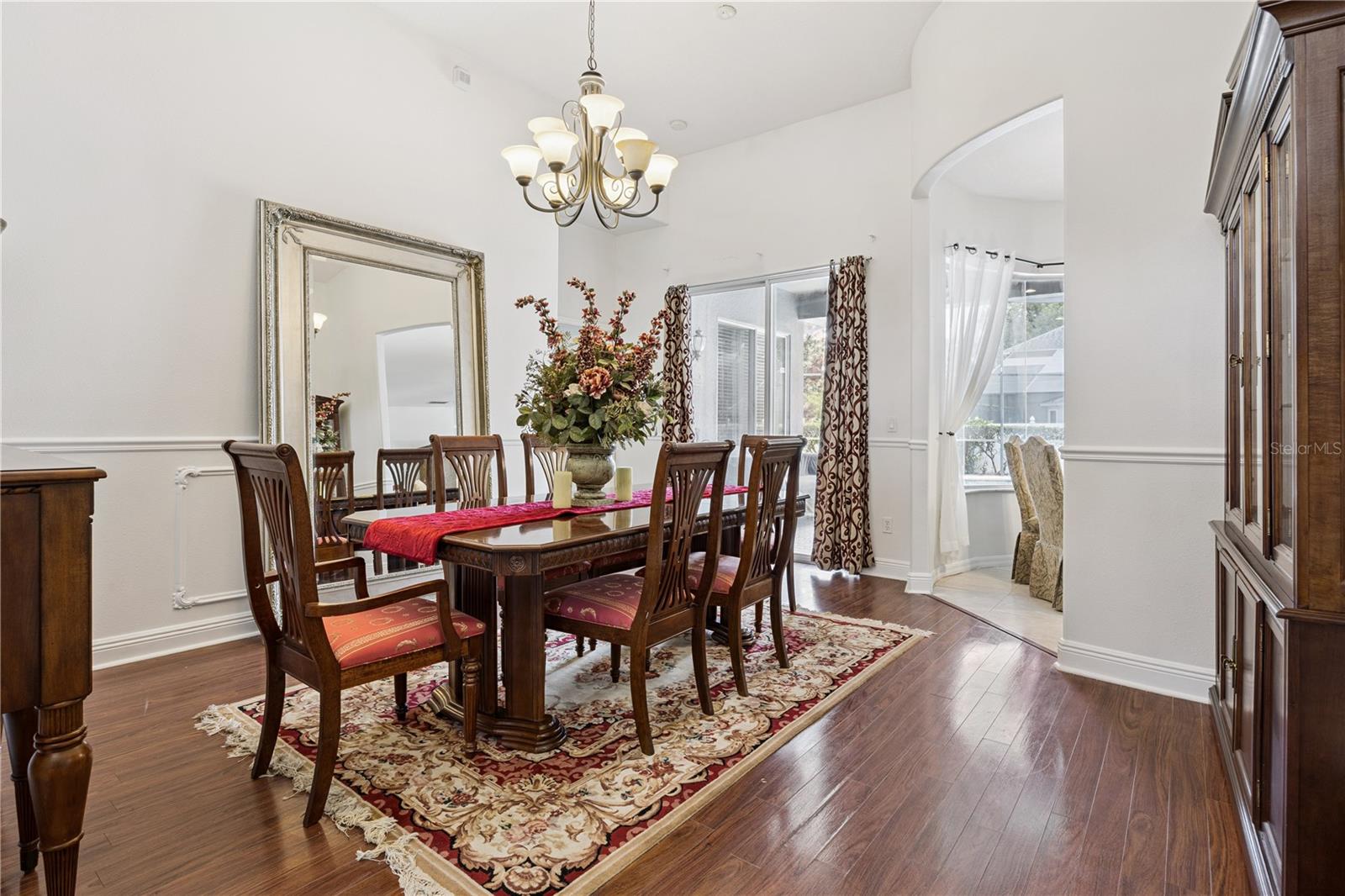 710 Regina Circle, FL