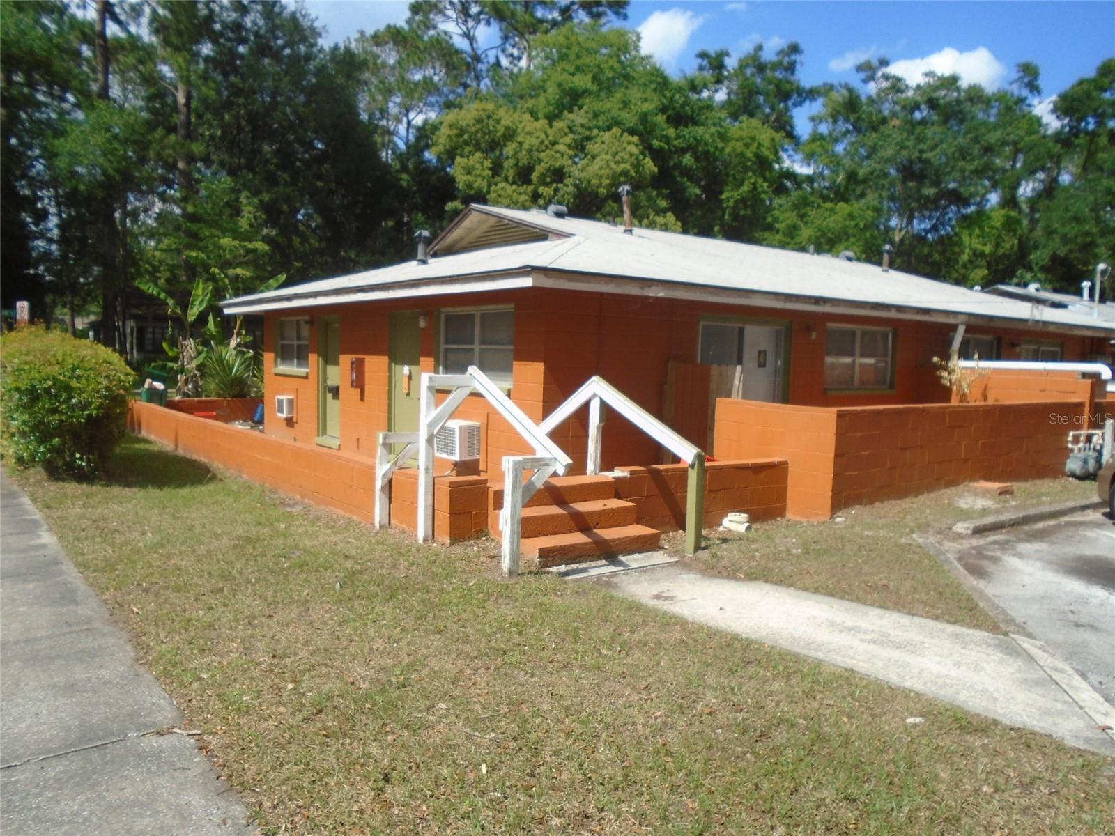1933 4 Avenue, FL