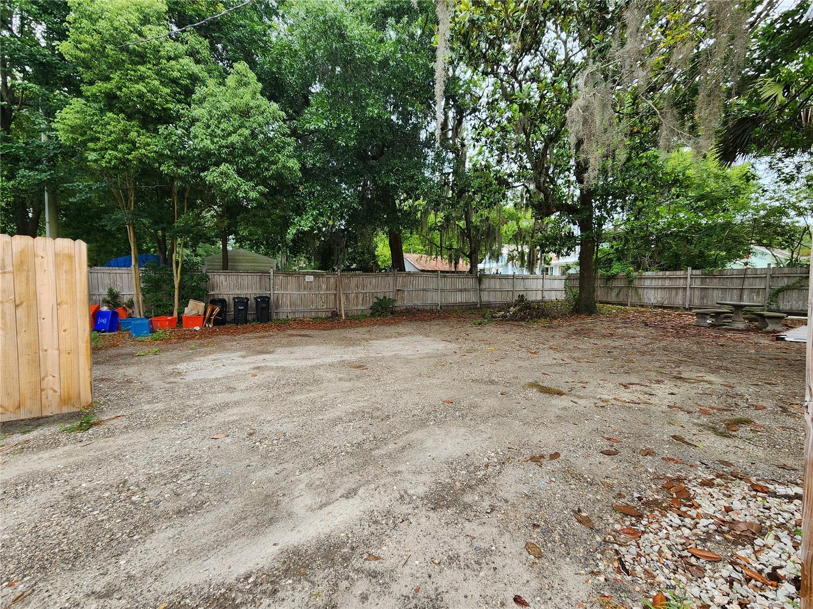 120 7 Street, FL