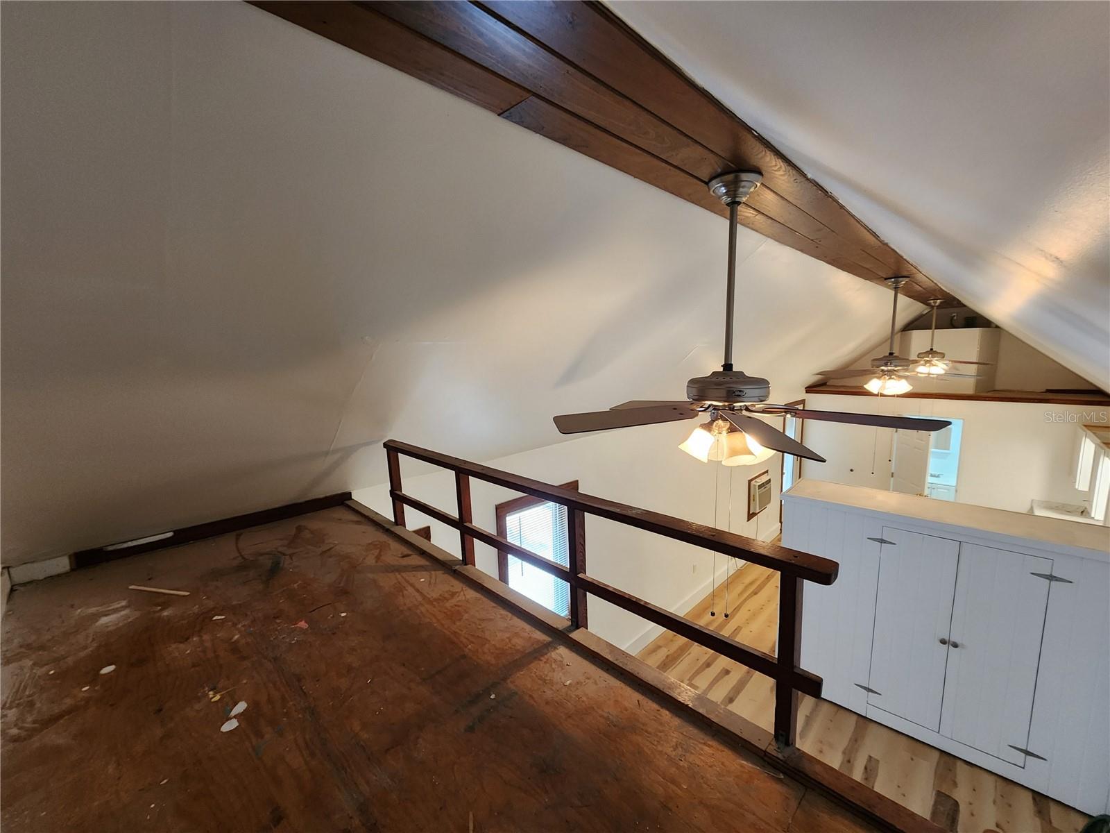 120 7 Street, FL