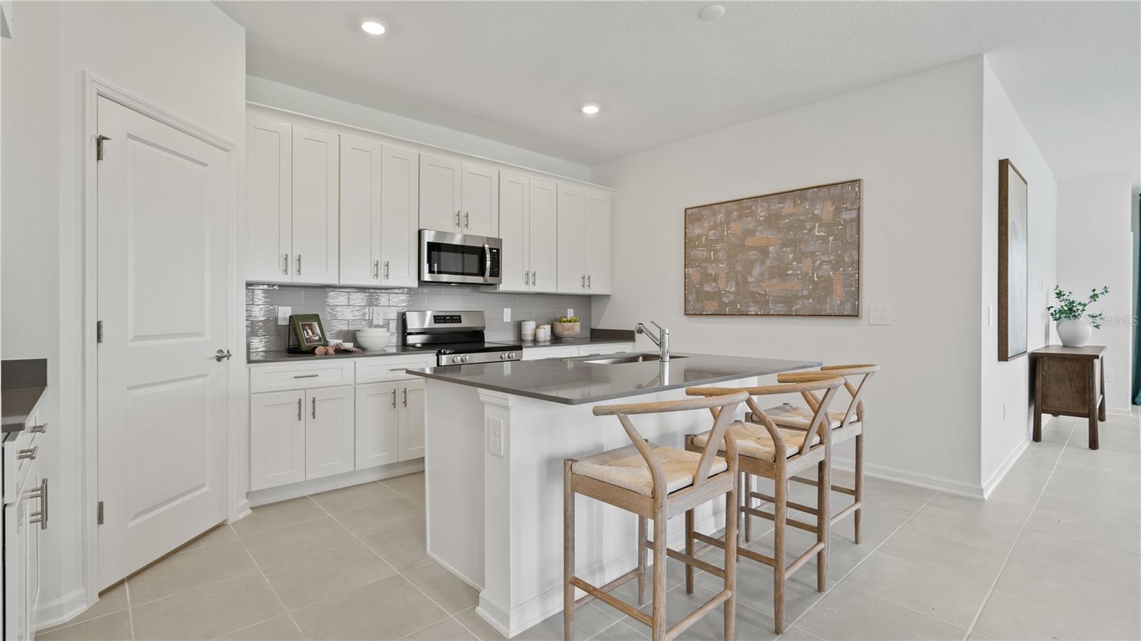 4294 St Thomas Way, FL