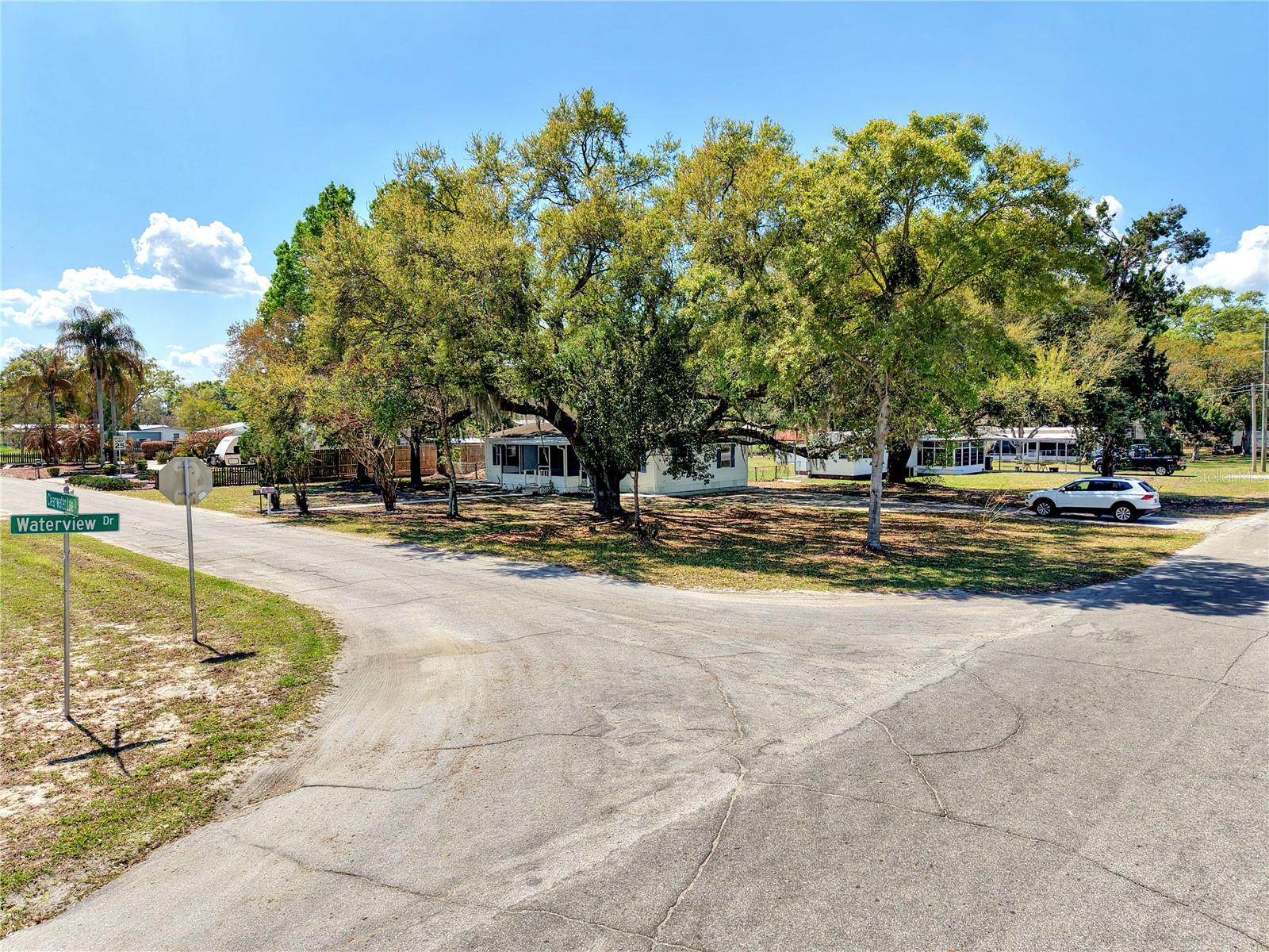 322 Clearwater Lake Drive, FL