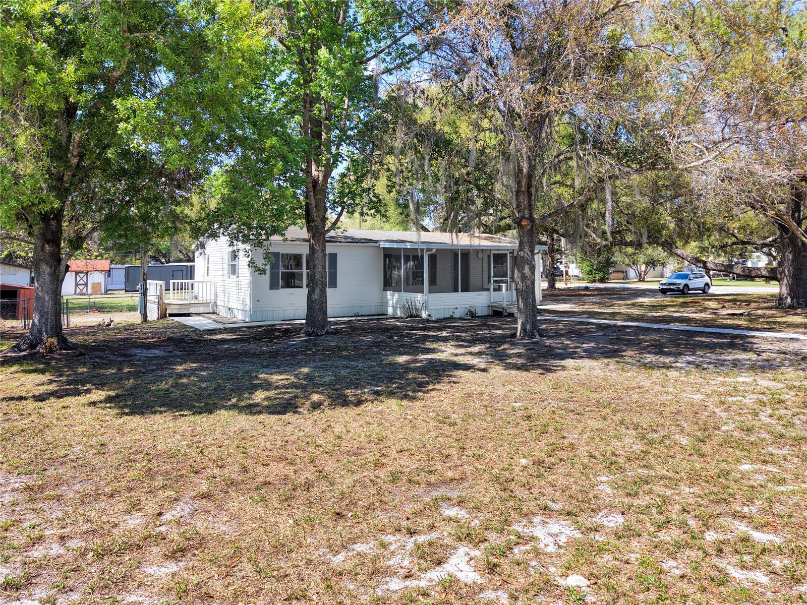 322 Clearwater Lake Drive, FL
