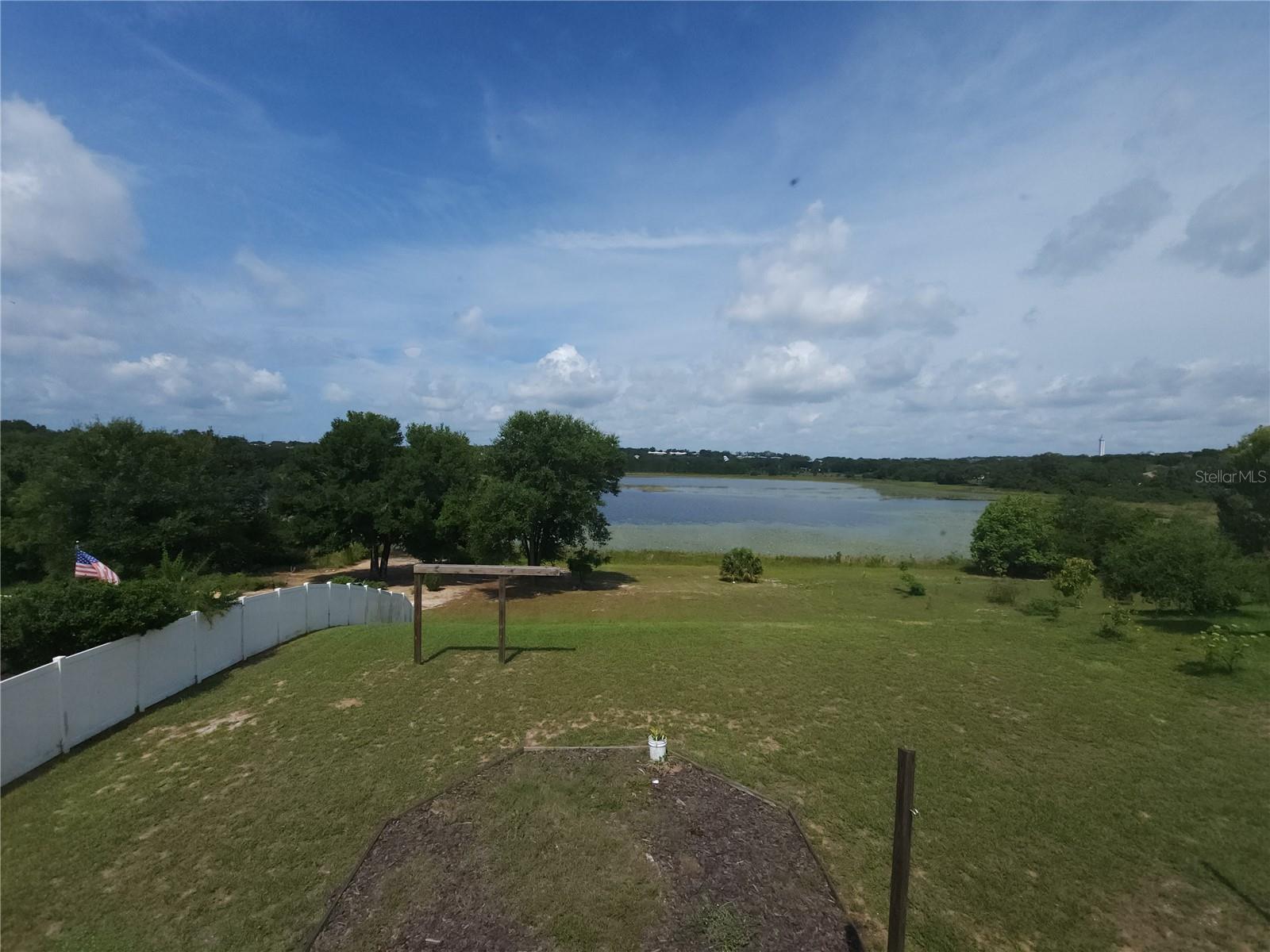 912 Jacks Lake Road, FL