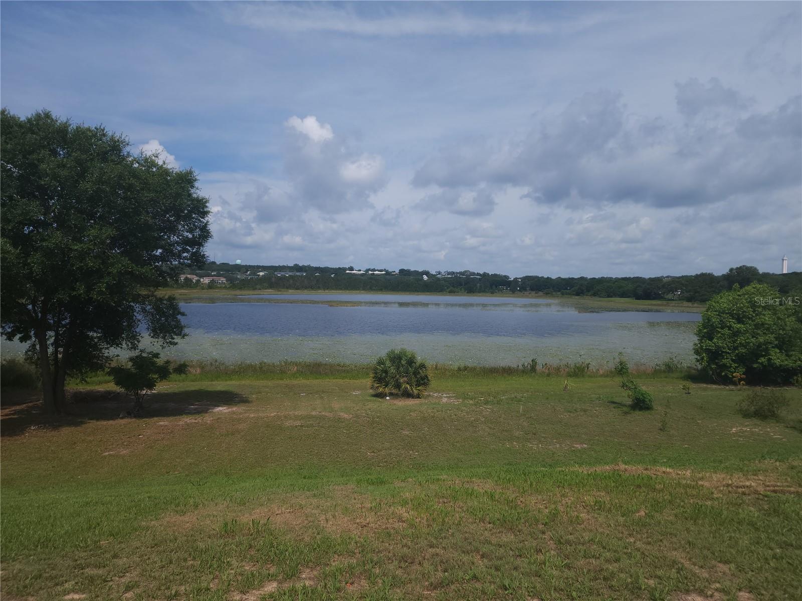 912 Jacks Lake Road, FL