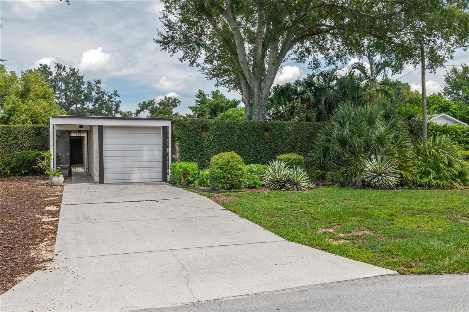1549 Drexel Ave Ne, FL