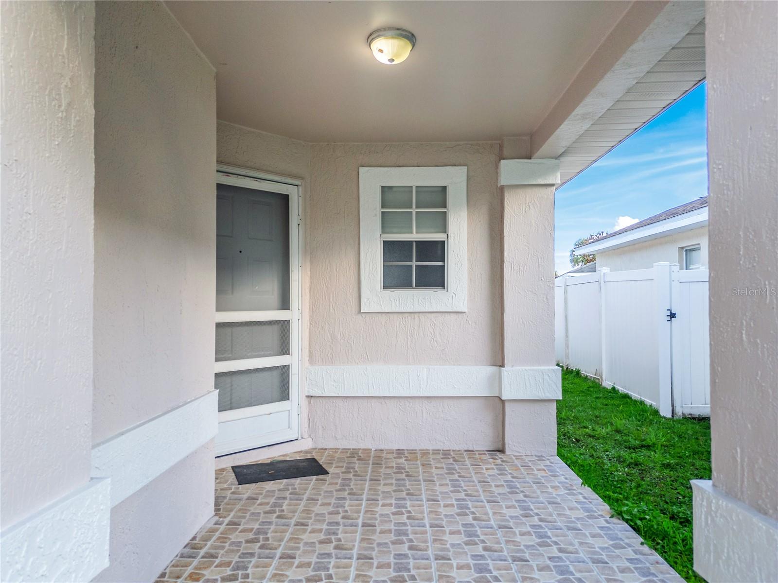1542 Brook Hollow Drive, FL